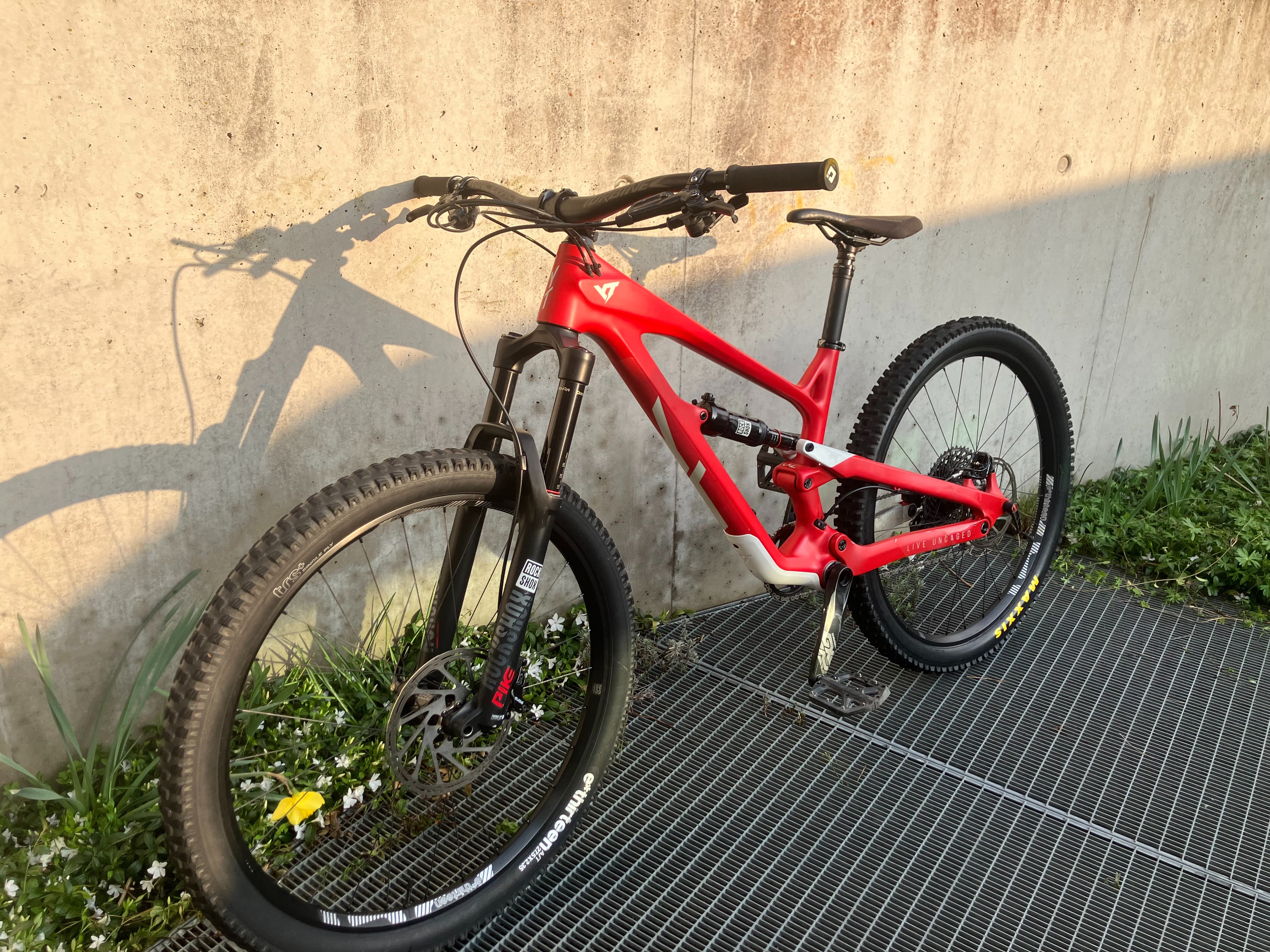 YT Industries Jeffsy CF Pro 2019