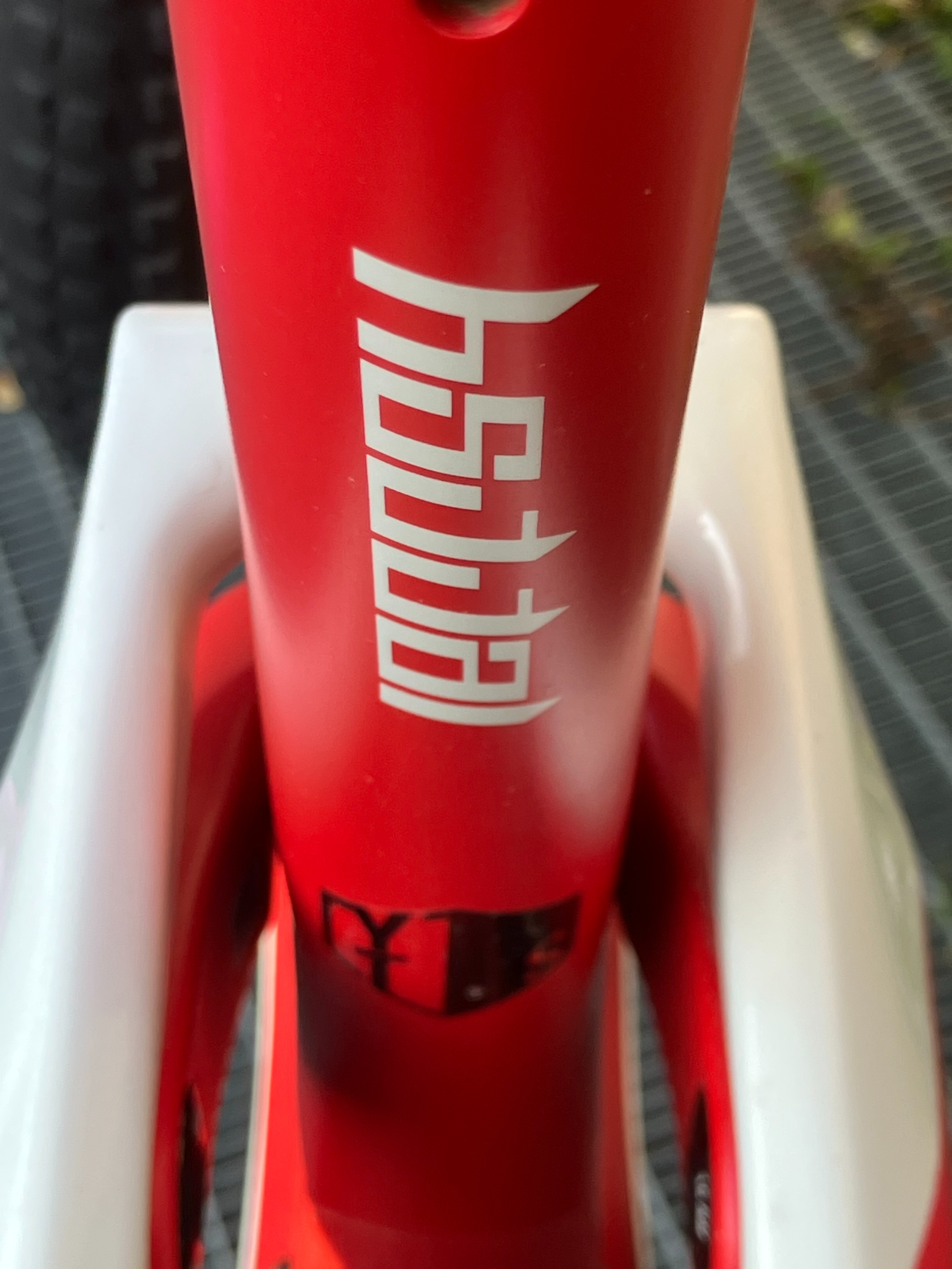 YT Industries Jeffsy CF Pro 2019