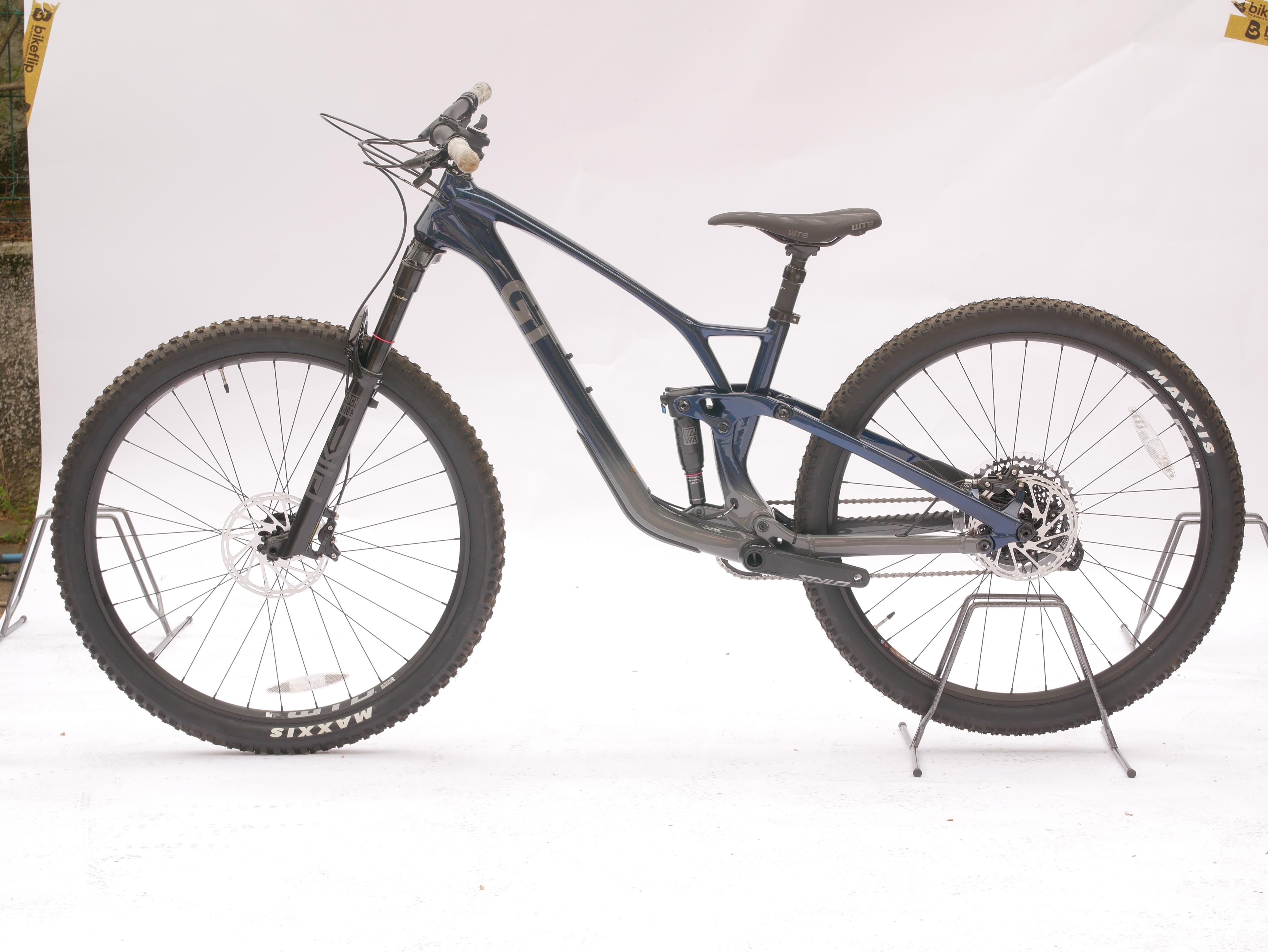 GT Sensor ST Carbon Pro 2023