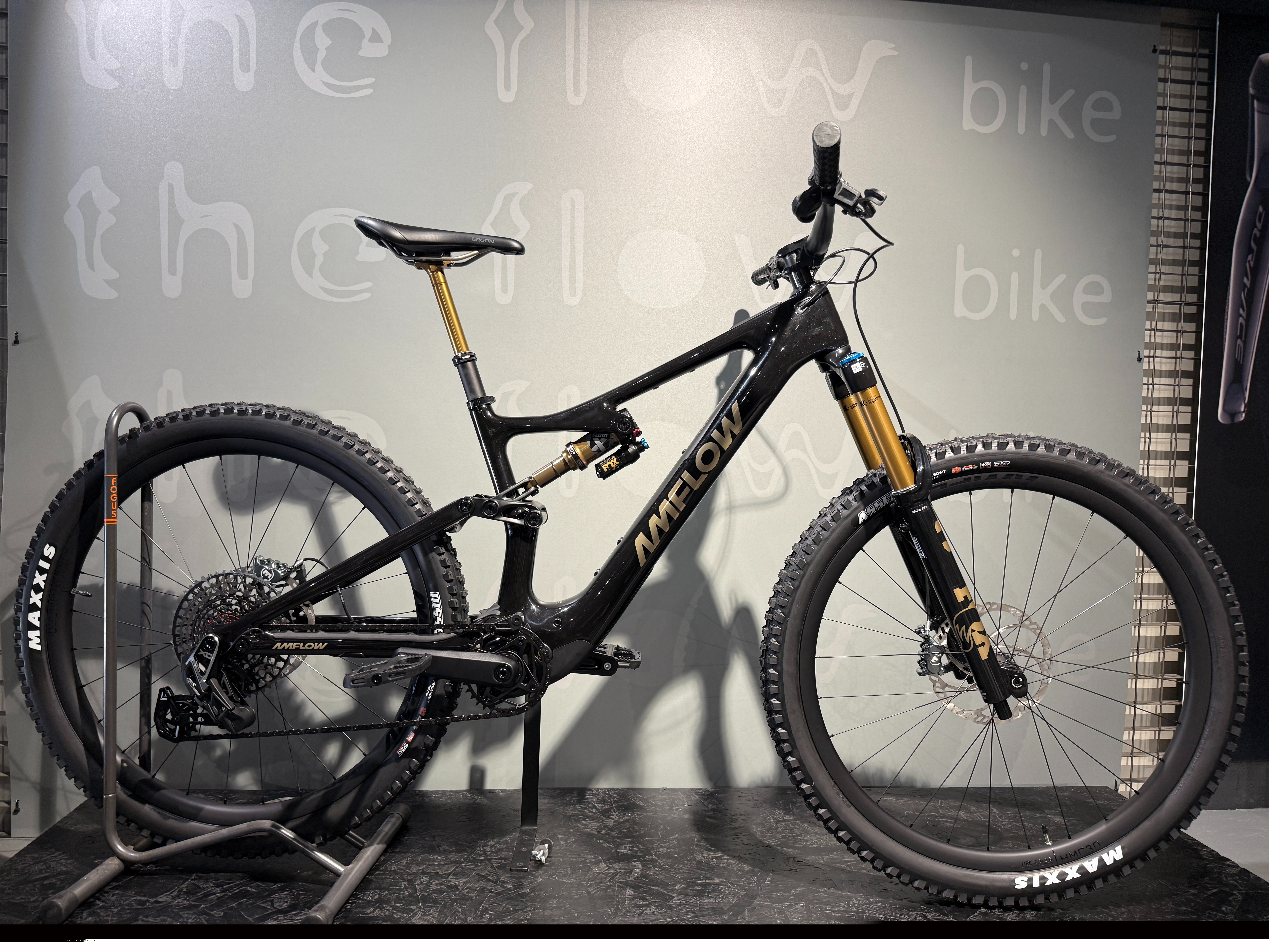 AMFLOW PL CARBON PRO 2025