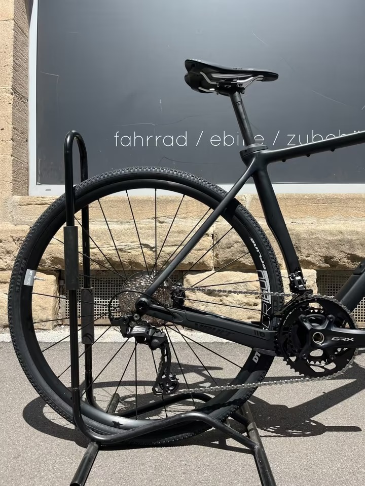 Pivot Vault Pro GRX Custom 2025