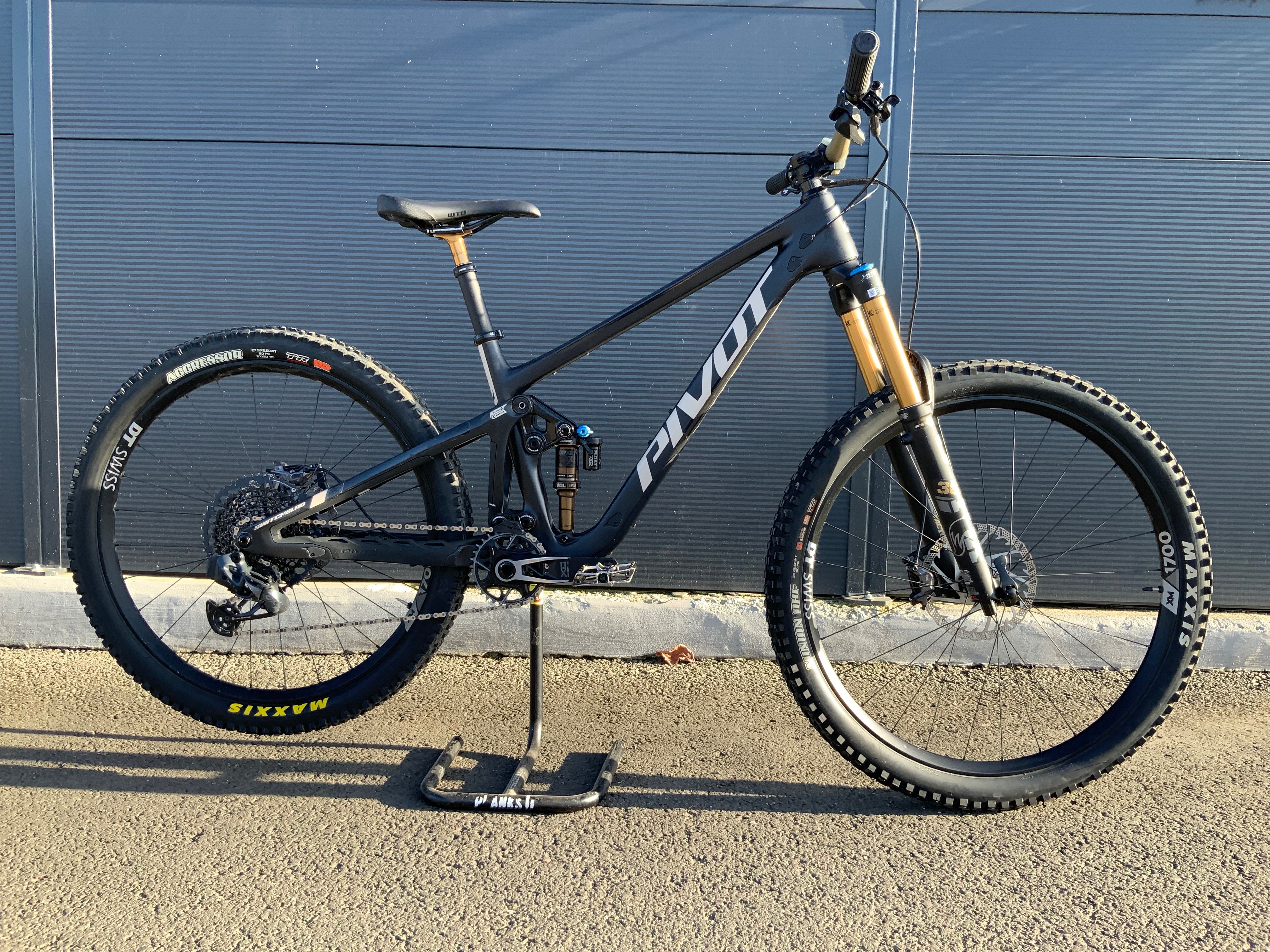 Pivot Switchblade Pro XT/XTR 2024