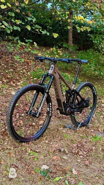 Pivot shuttle AM pro 2026