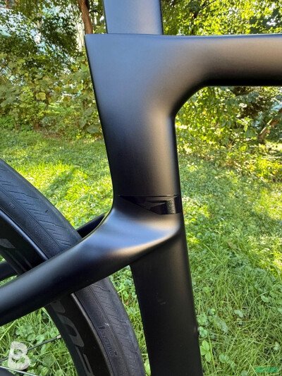 Pinarello Dogma F 2024