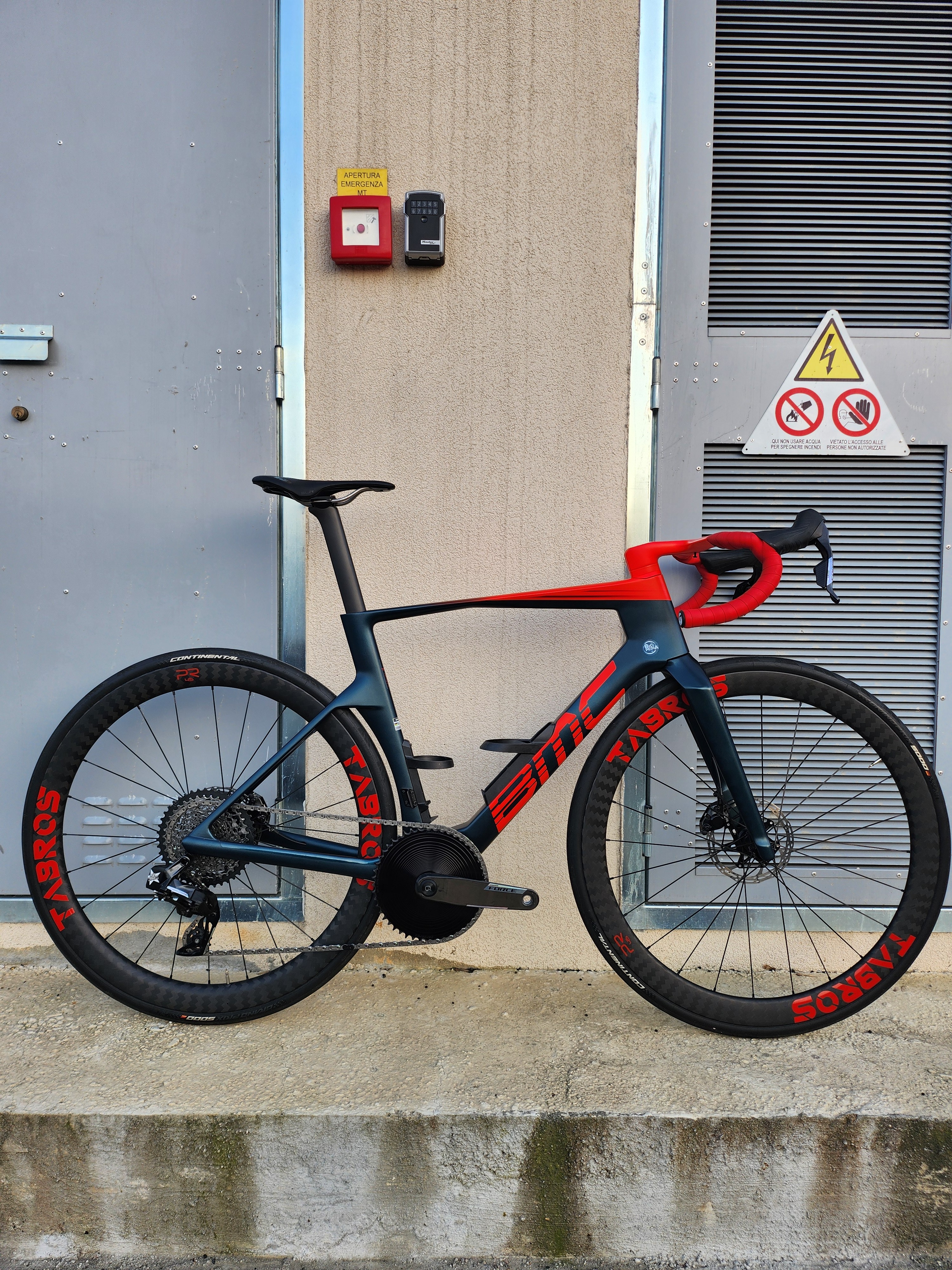 BMC TEAMMACHINE RO1 THREE 2025