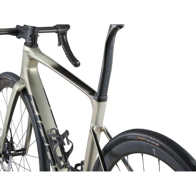 Giant DEFY ADVANCED SL 1 2025