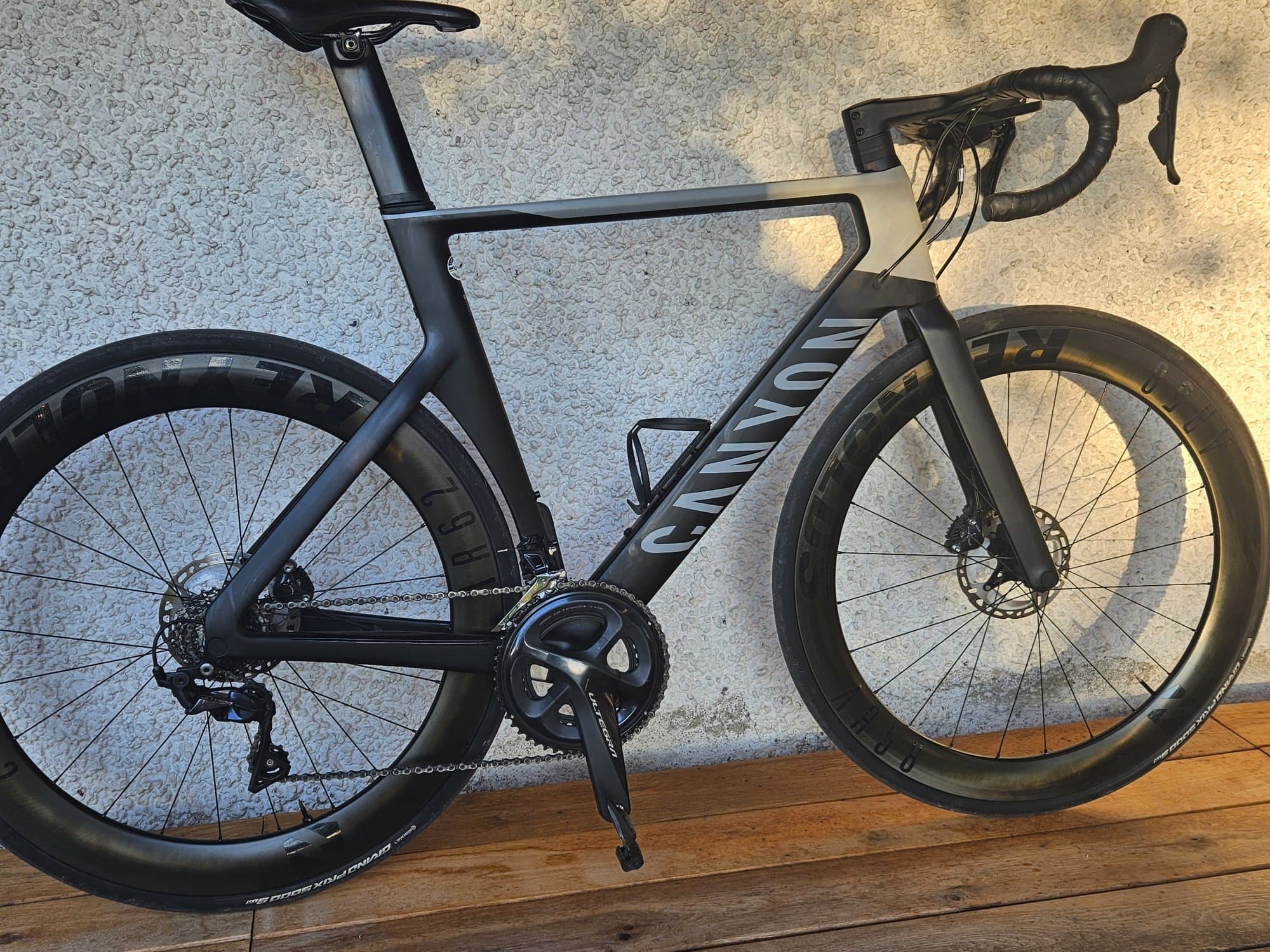 Canyon Aeroad CF SL 8 Disc 2022