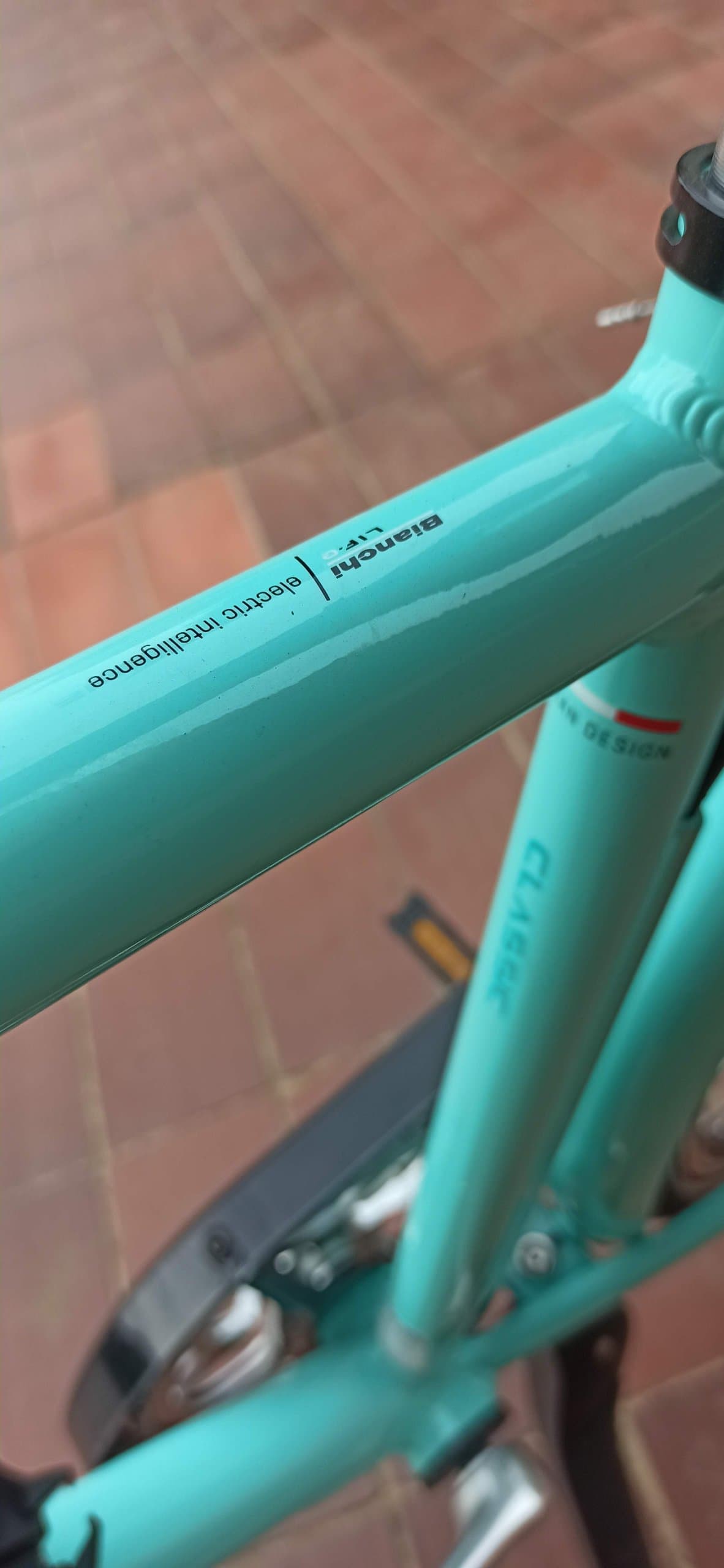 Bianchi E-Spillo Classic - Altus 2022