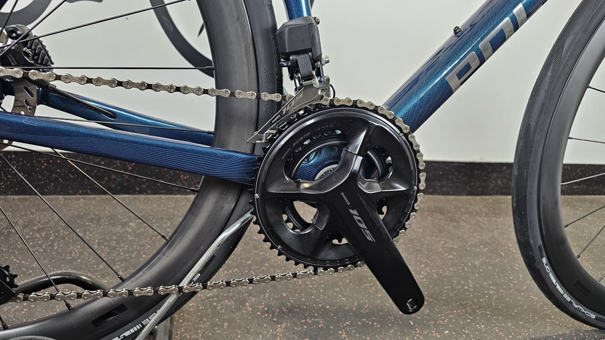Polygon strattos C7 disc 105 di2 2x12 + carbon wheels 2026