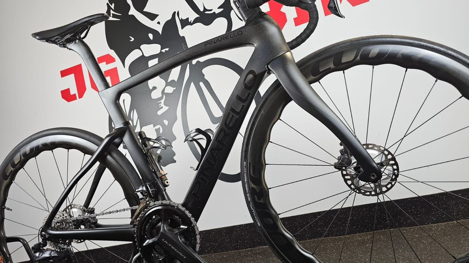 Pinarello F9 Razor Black disc ultegra di2 2x12 2024