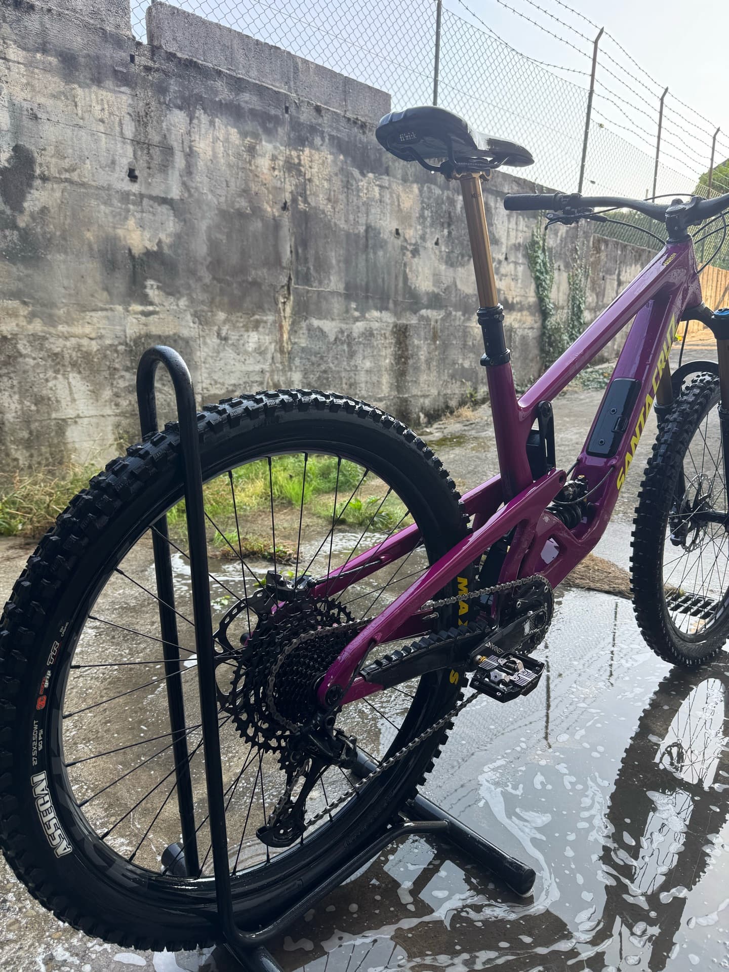 Santa Cruz Bronson 2025