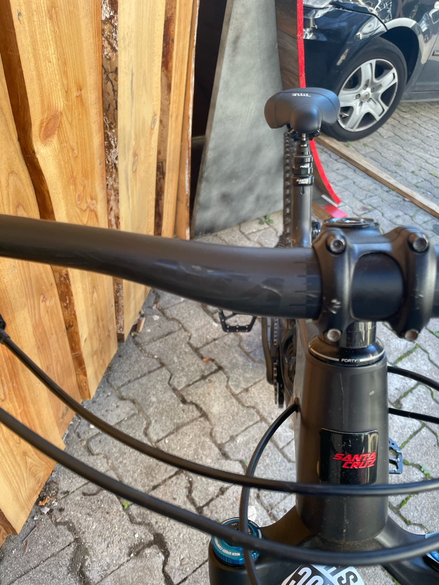 Santa Cruz V4 Nomad 2019