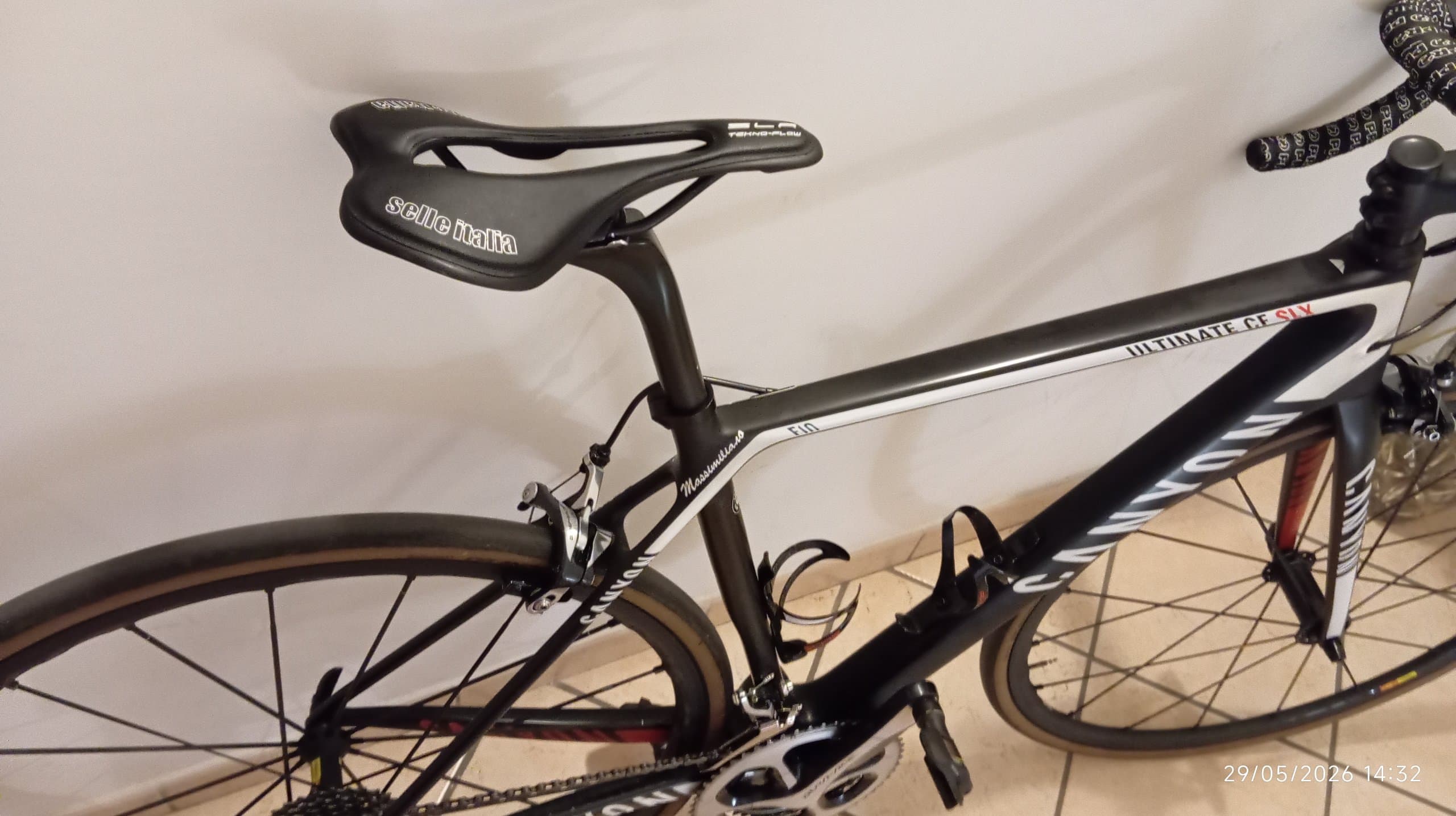 Canyon Ultimate CF SLX 2015
