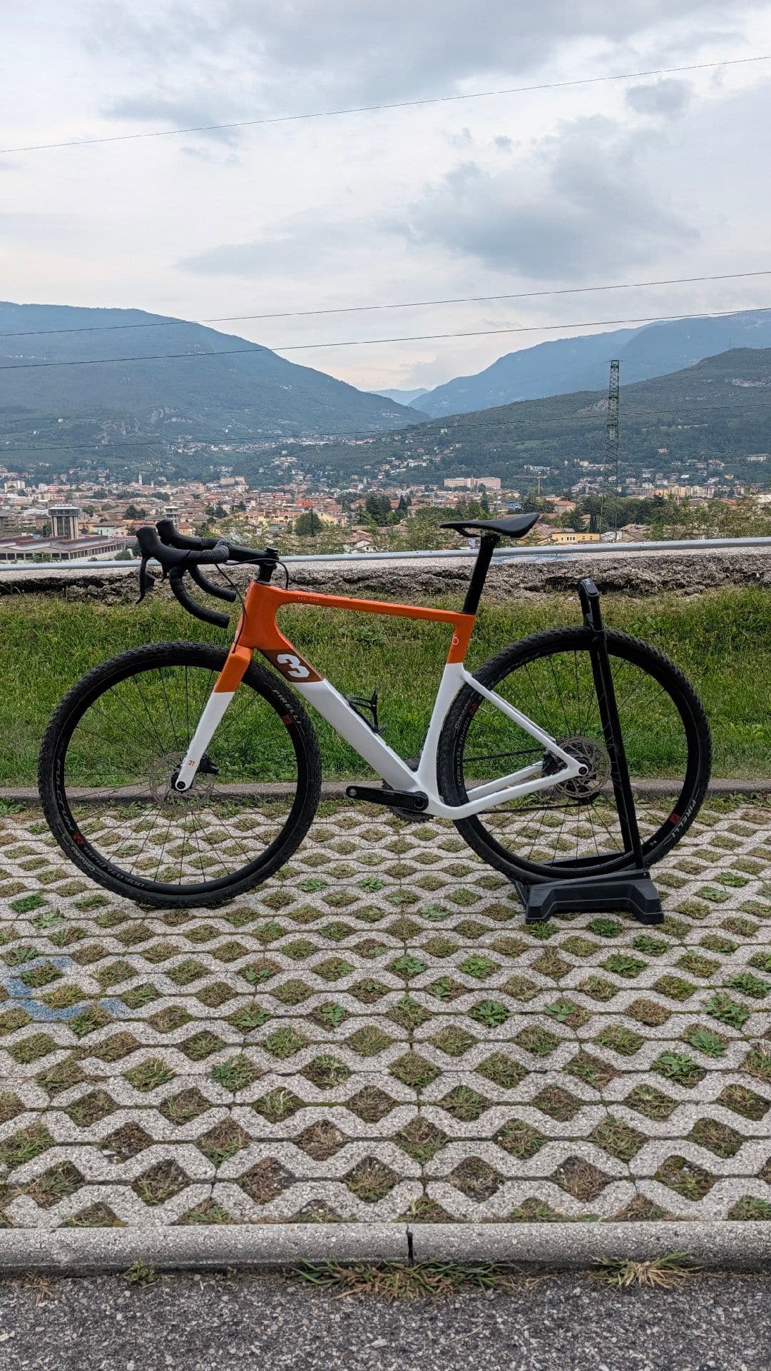 3T Exploro Racemax Rival AXS 2X12 700c 2023