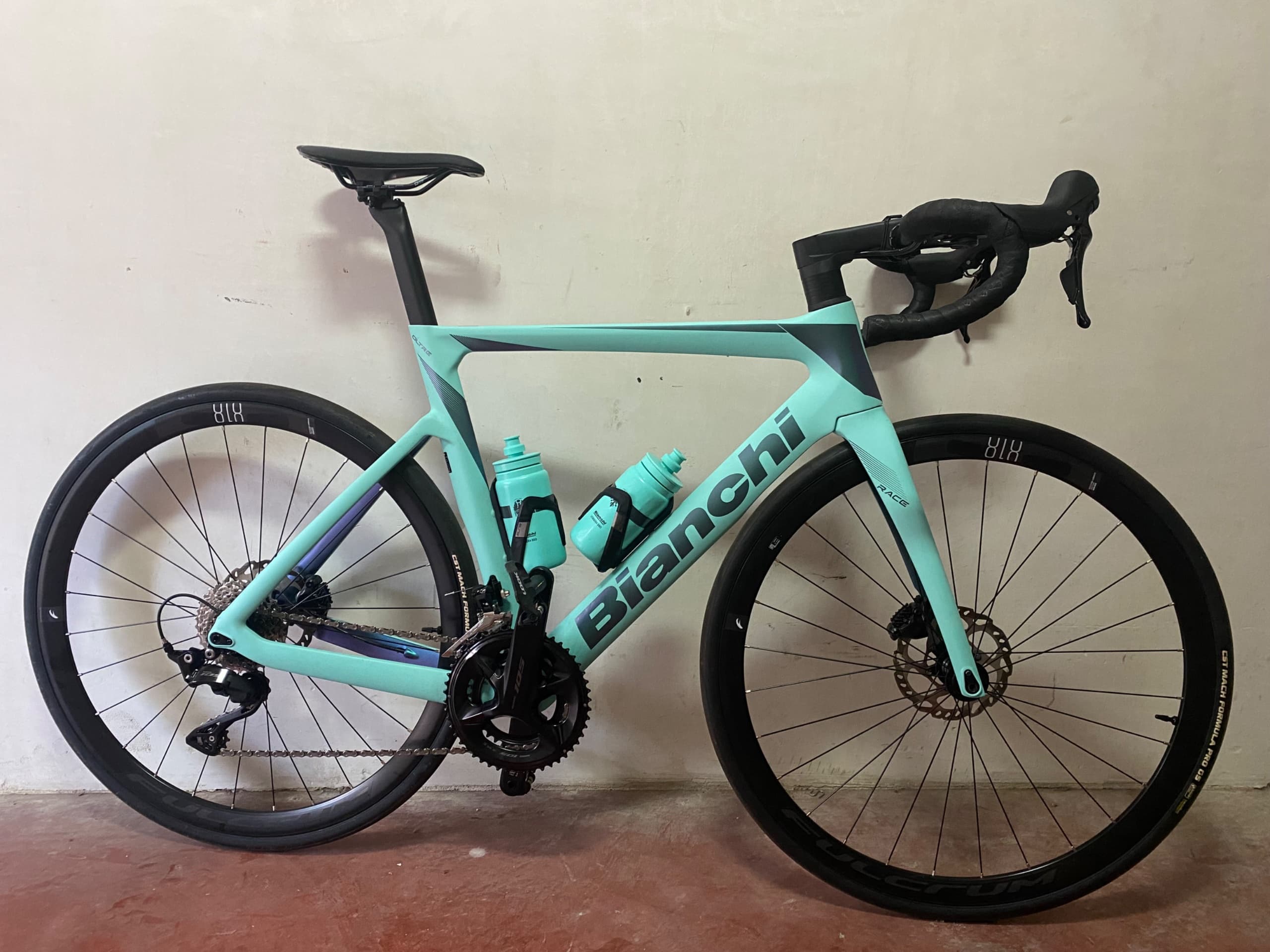 Bianchi Oltre Race 105 2023