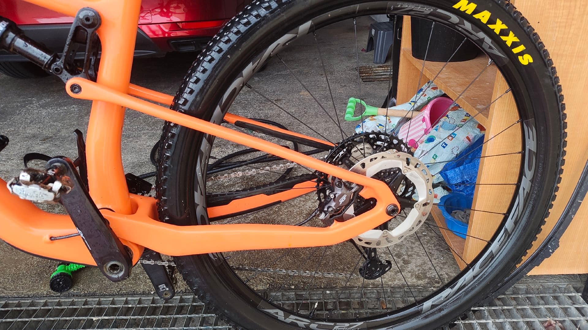 Santa Cruz BLUR XT TR / Carbon C 2023