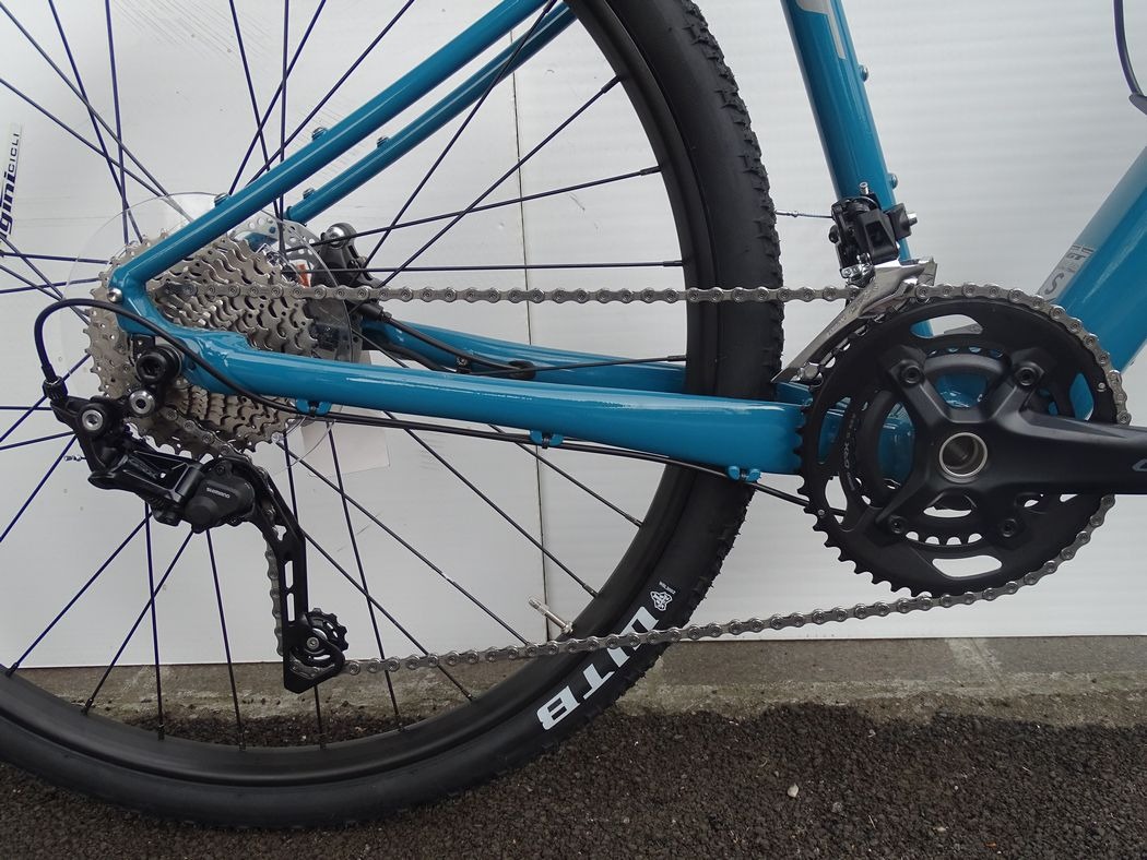 GT Grade Bolt (Deep Tail) 2023
