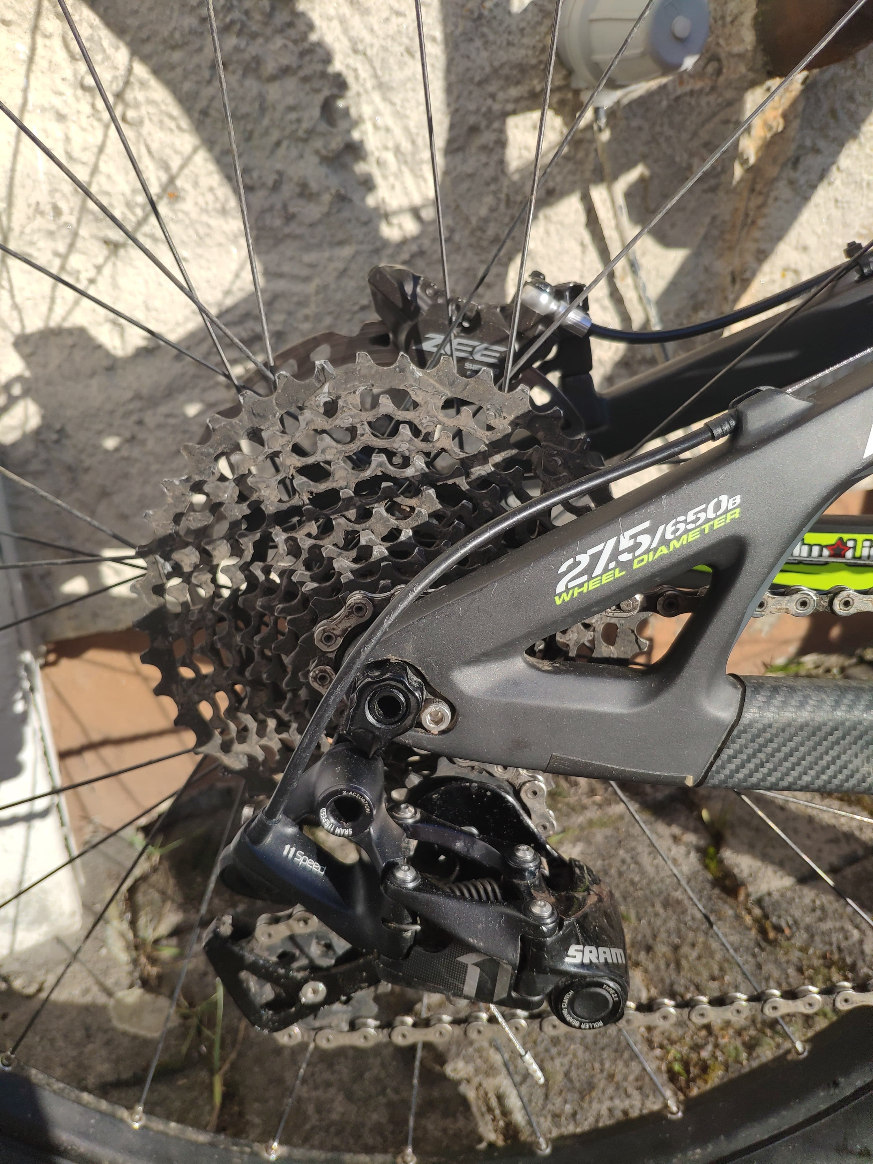 Pivot Mach 6 Carbon 2015