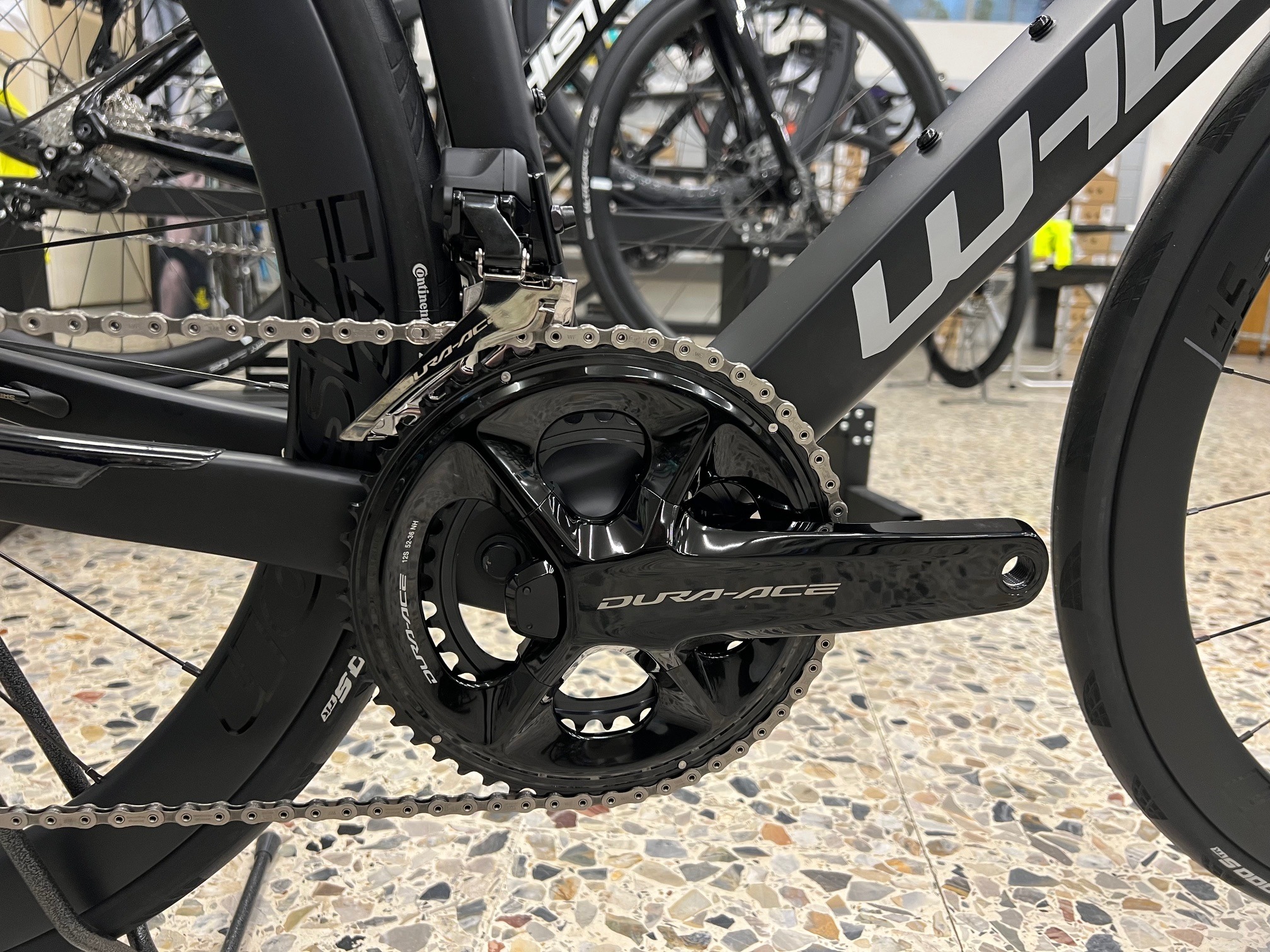 Whistle VAERO DURA ACE DI2 12V 2024