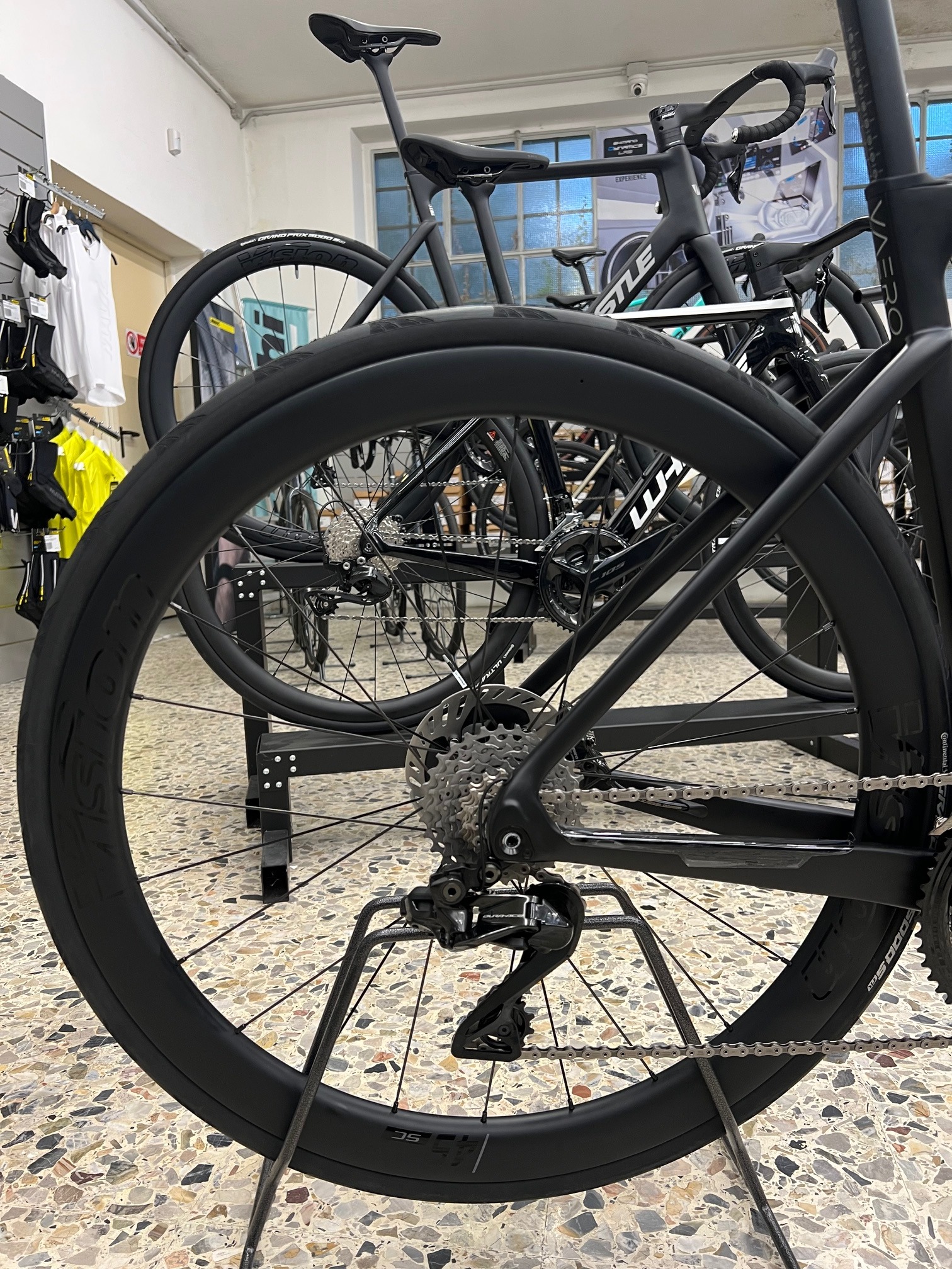 Whistle VAERO DURA ACE DI2 12V 2024