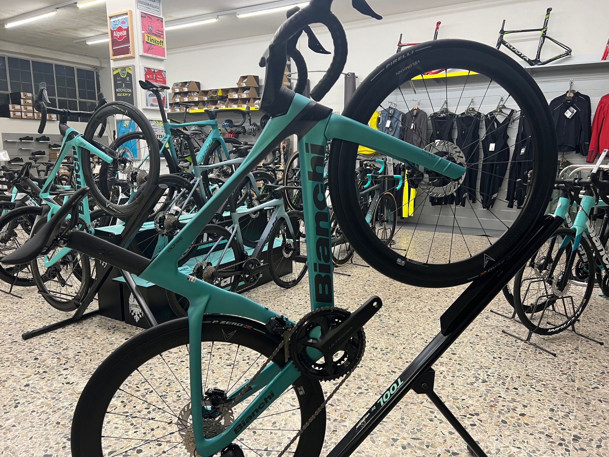 Bianchi OLTRE PRO ULTEGRA Di2 12V 2025