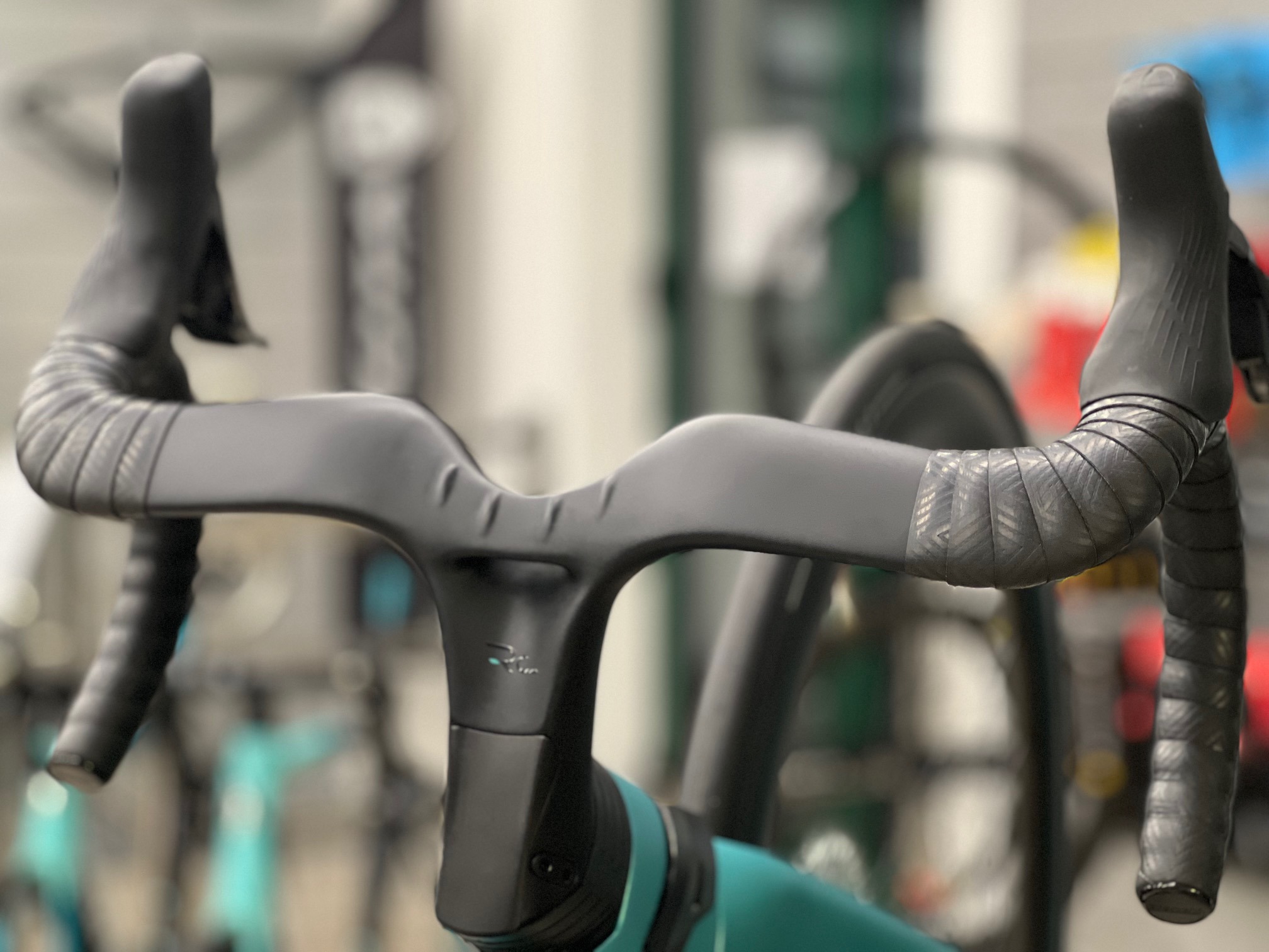 Bianchi OLTRE PRO ULTEGRA Di2 12V 2025