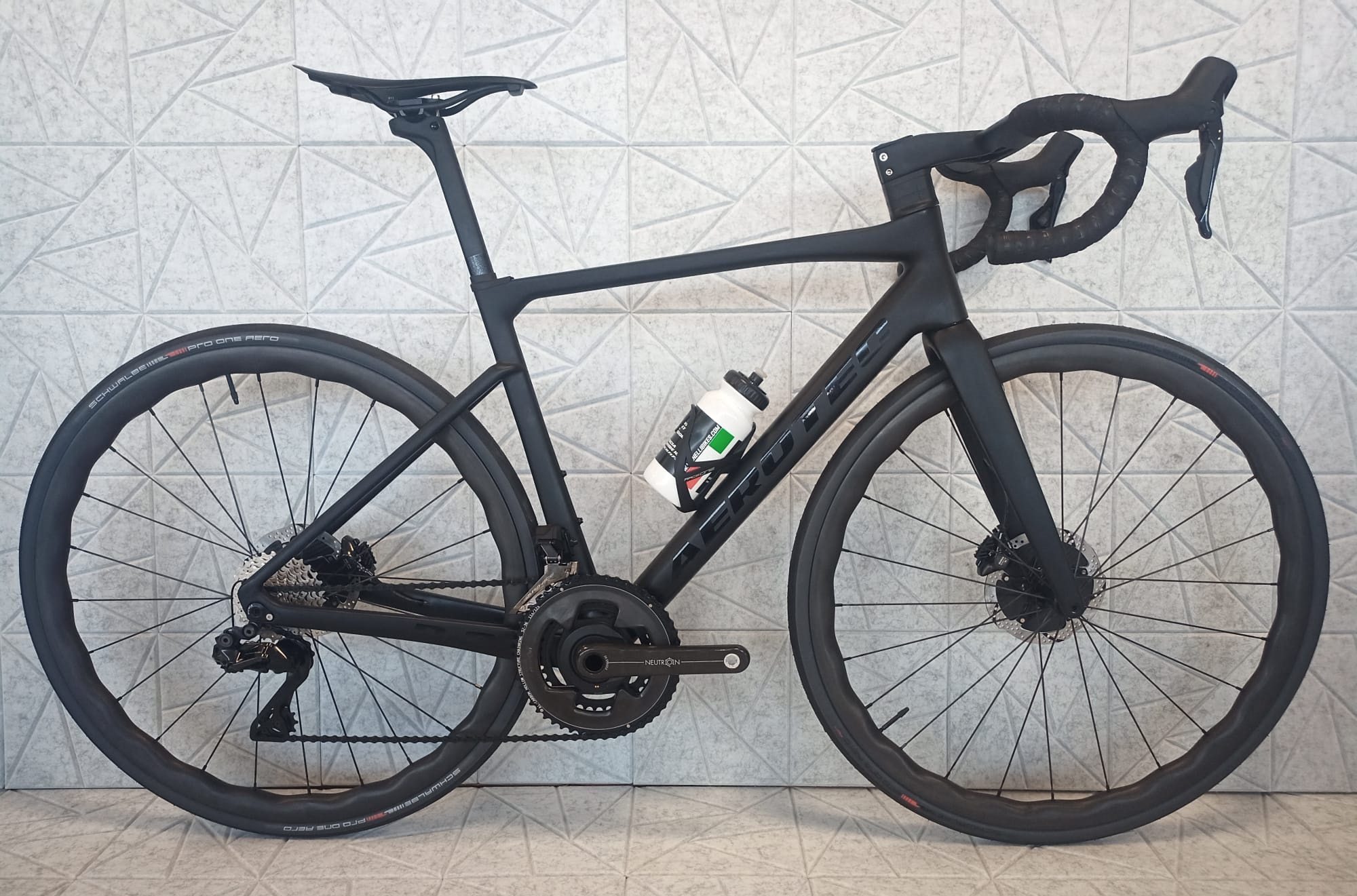 Aerotec D-2 Dura Ace Neutron 2025