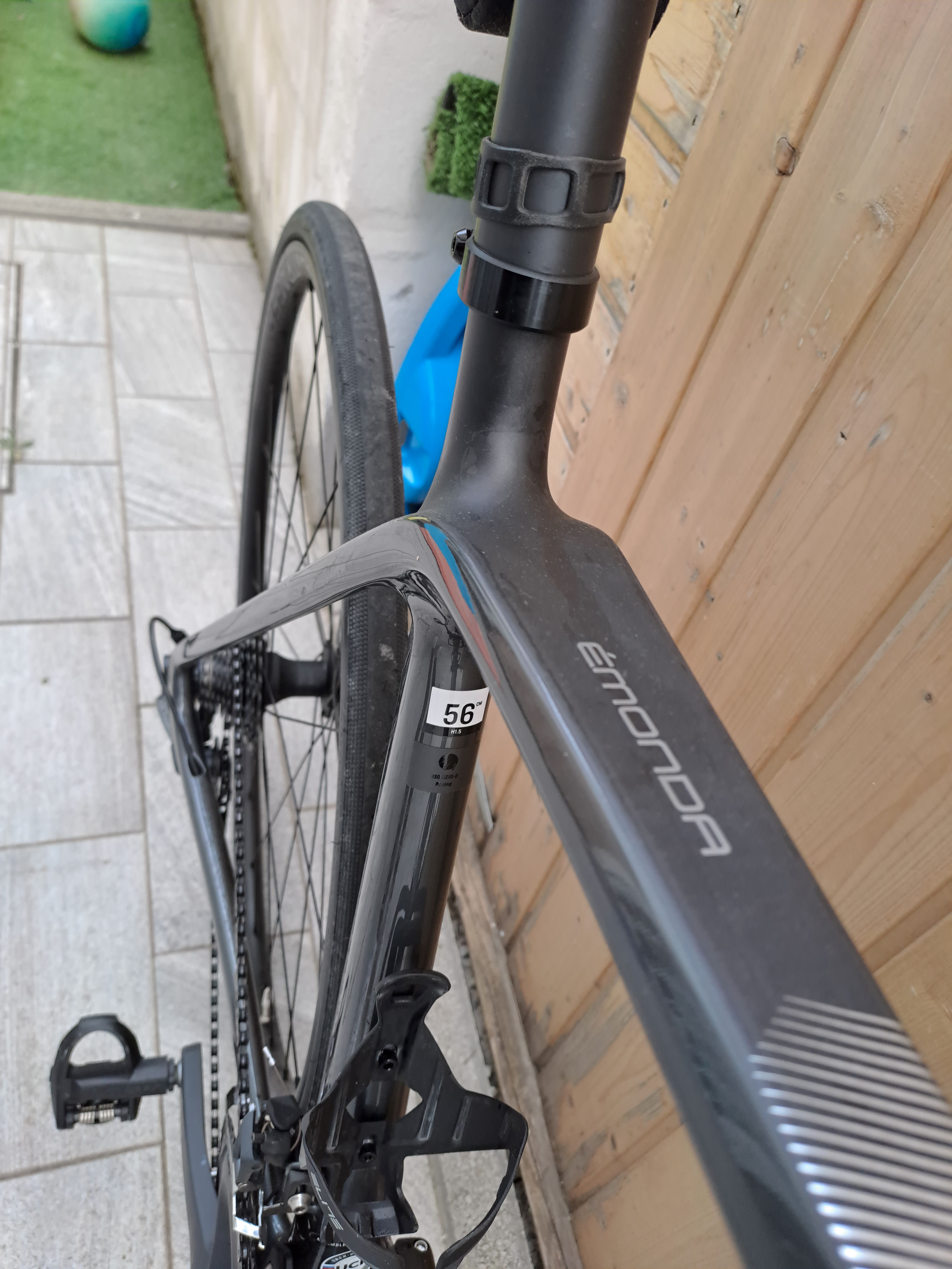 Trek Emonda SL 6 Disc 2022