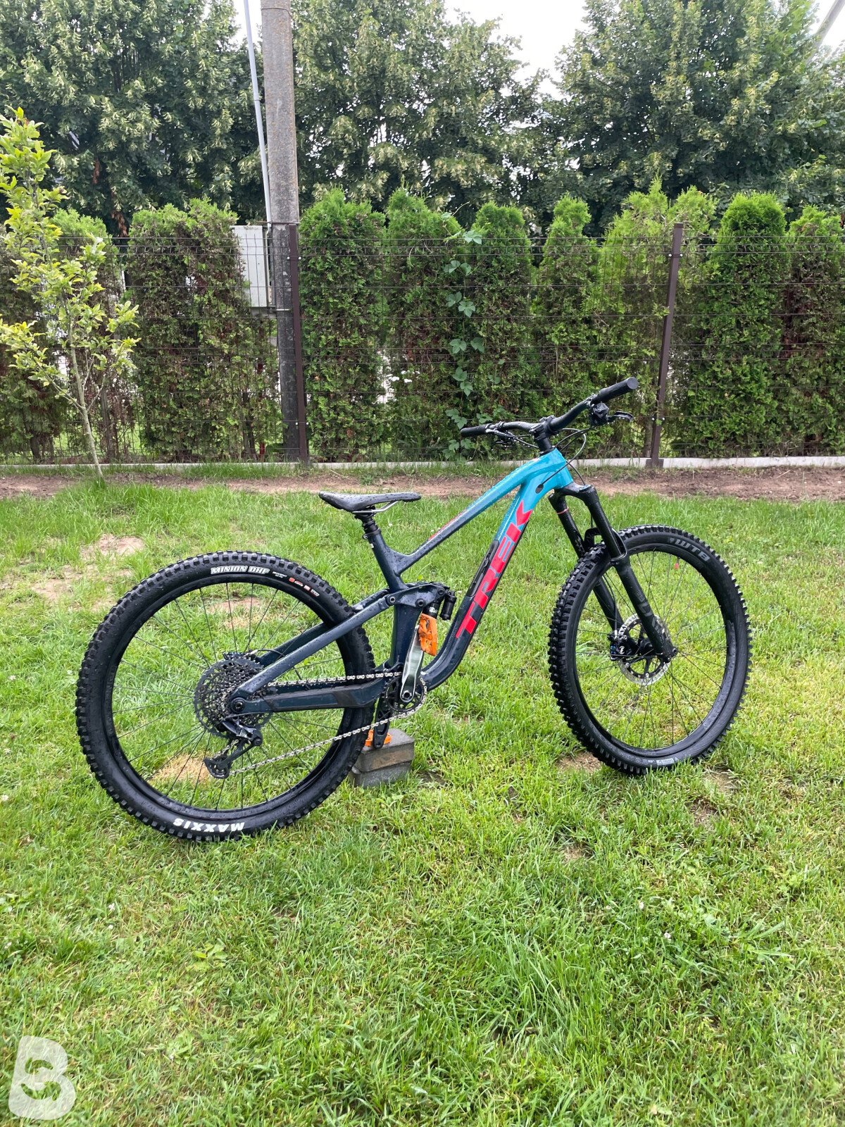Trek Slash 8 2022