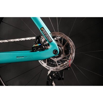 Bianchi Oltre Pro SRAM FORCE ETAP AXS 2025