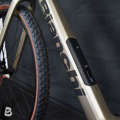 Bianchi Arcadex GRX610 2025