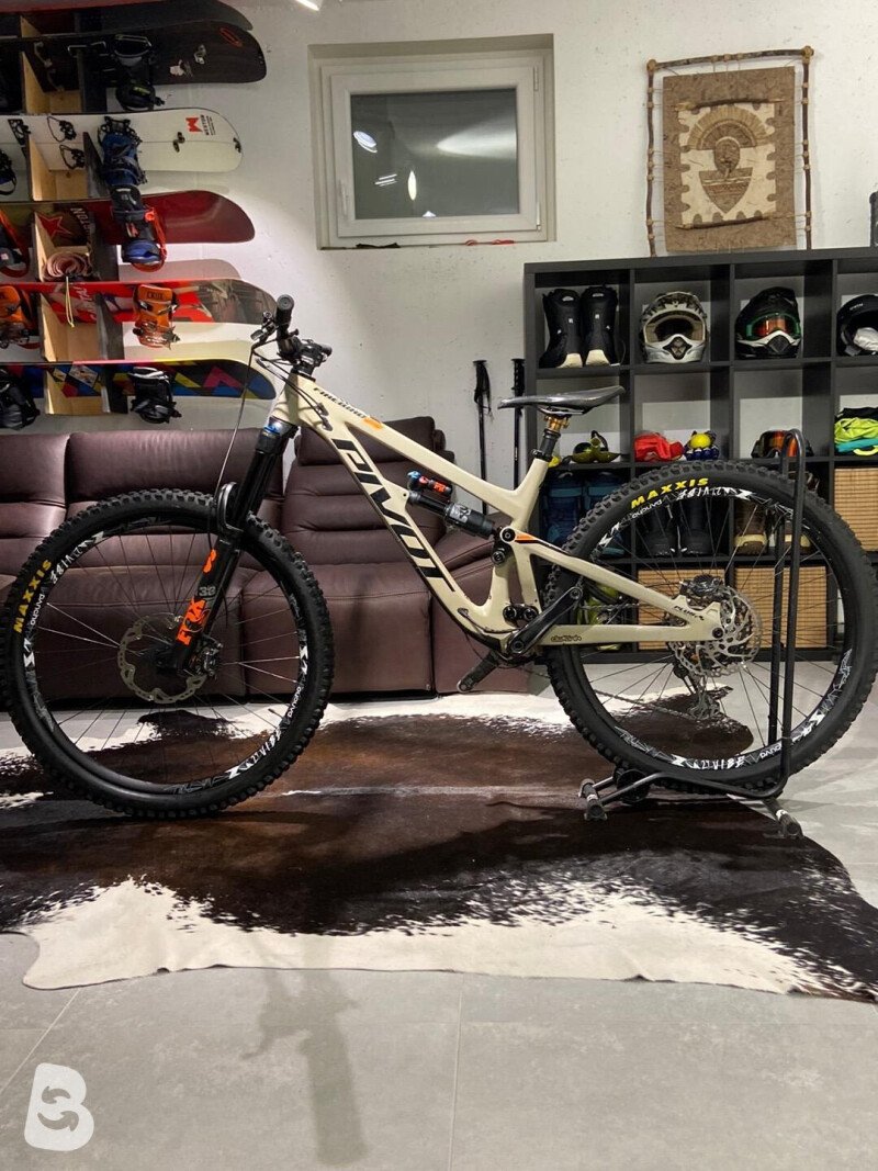 Pivot Firebird Pro XT/XTR 2019