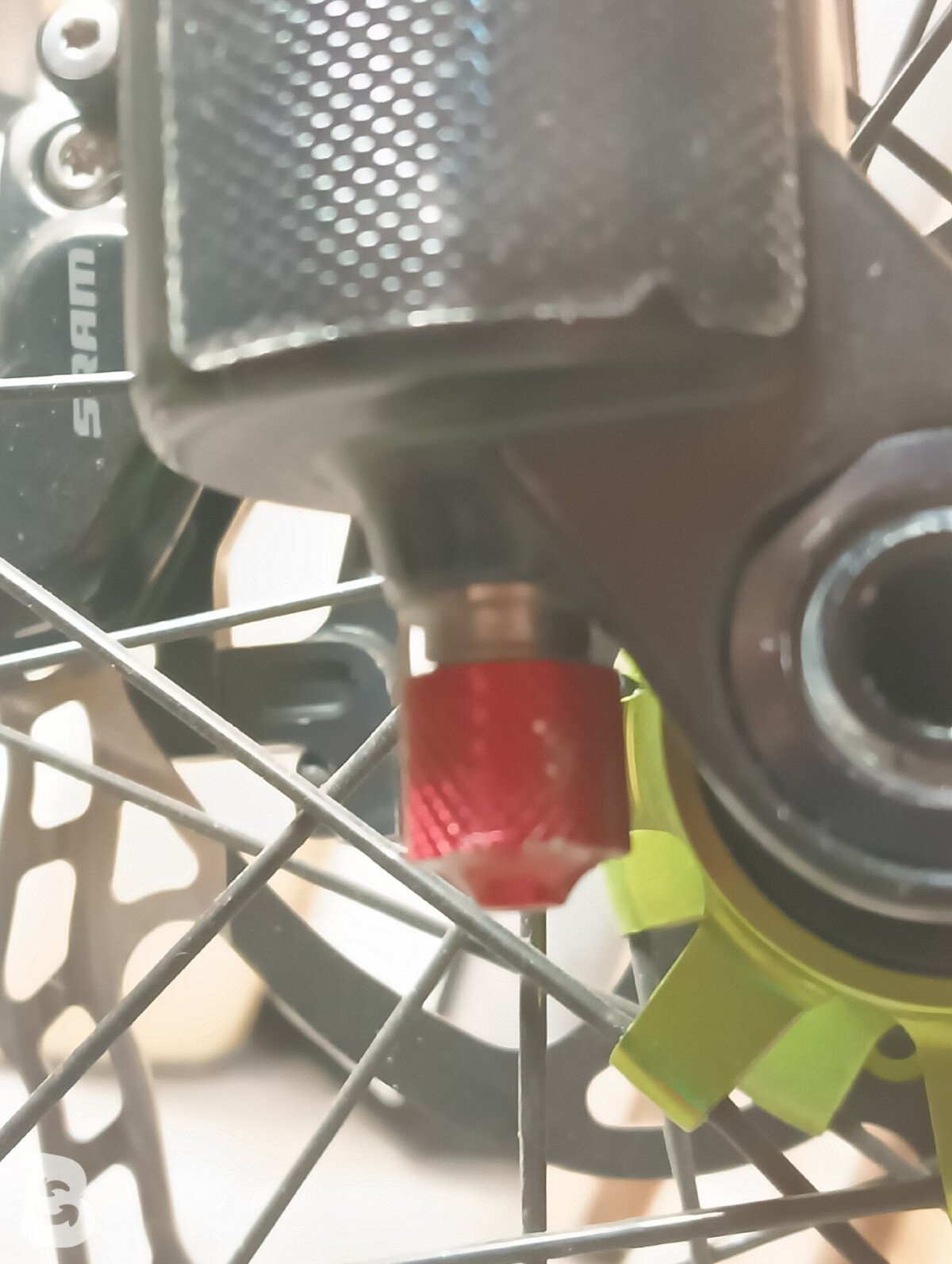 Devinci Spartan Carbon 2016
