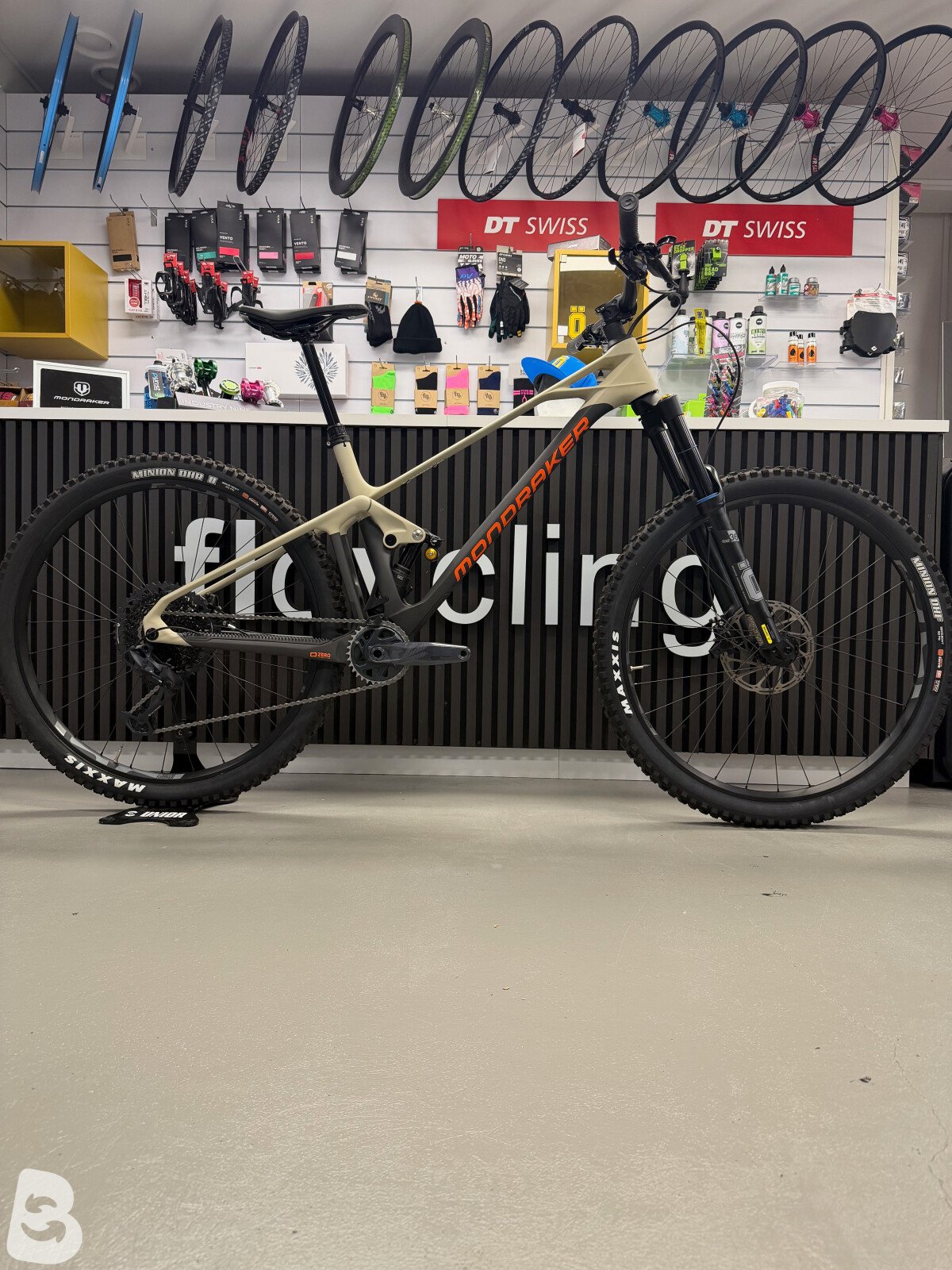 Mondraker Foxy Carbon RR 2023