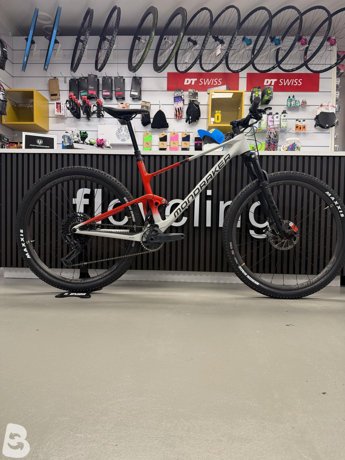 Mondraker F-Podium Carbon R 2024