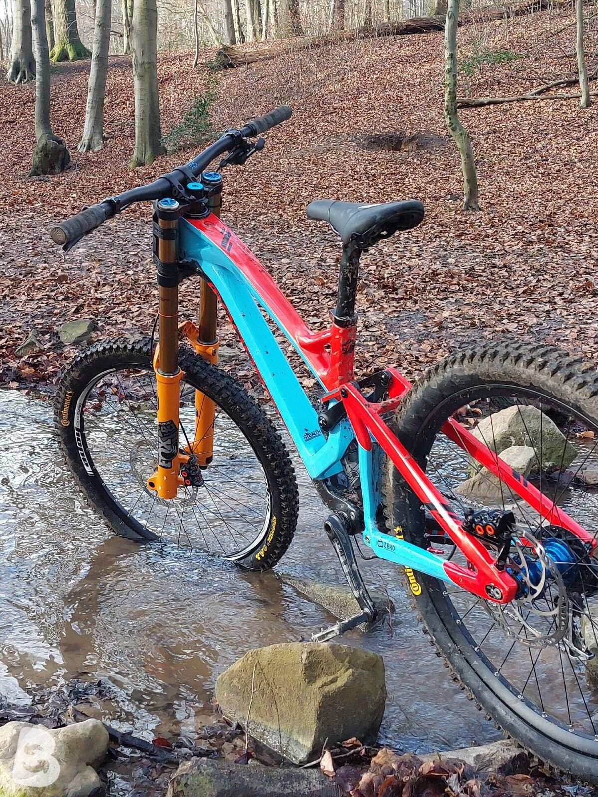 Mondraker Summum Pro Team 2019