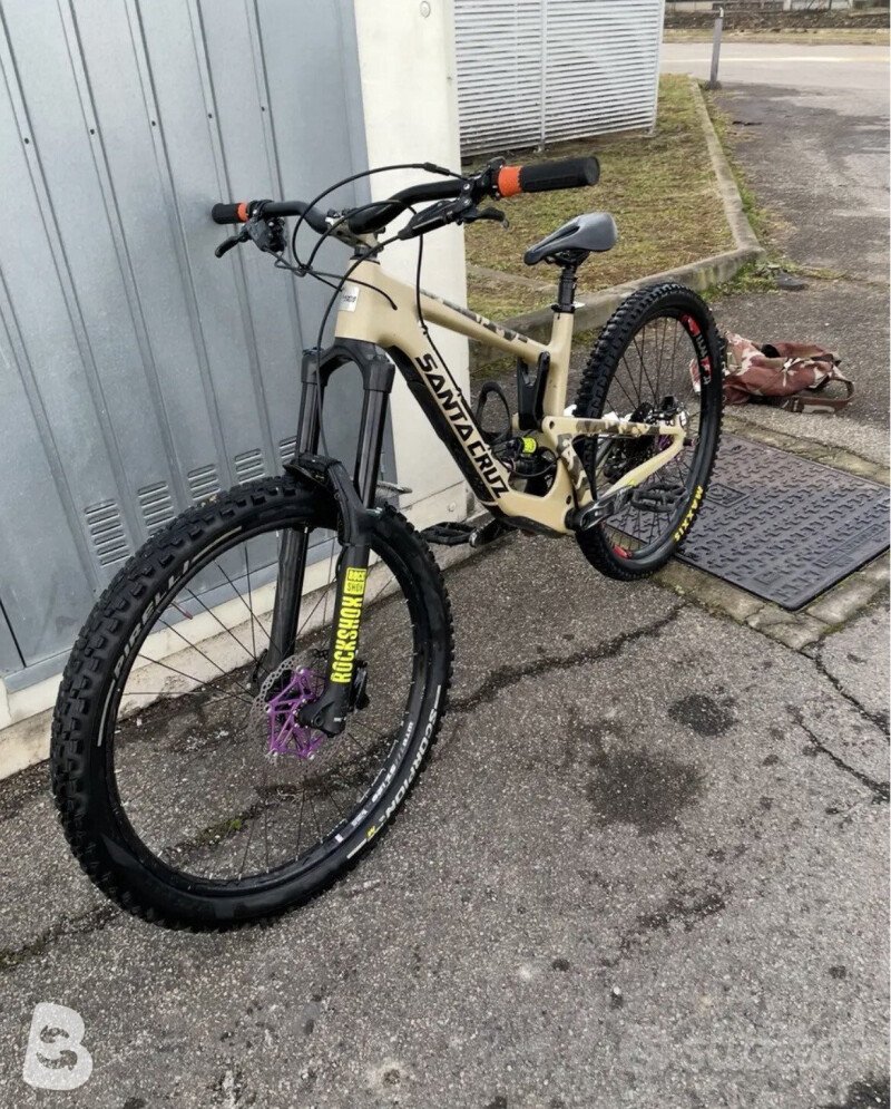 Santa Cruz Nomad Carbon S 2020