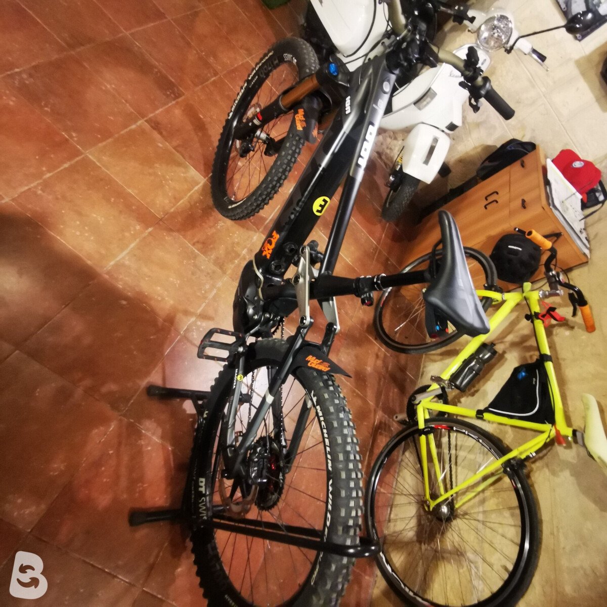 Husqvarna Hard Cross 9 2021