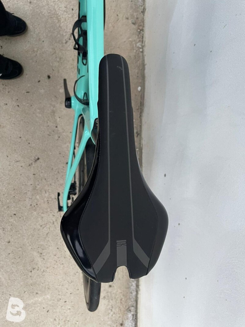 Bianchi Aria Disc Ultegra 2022