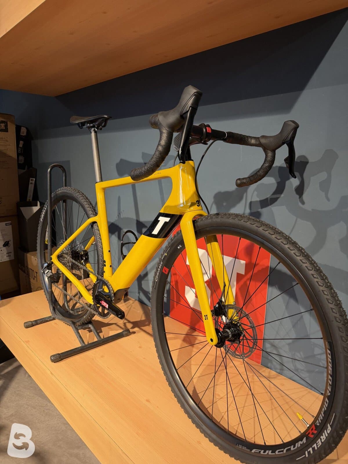 3T Ultra Rival AXS 2025