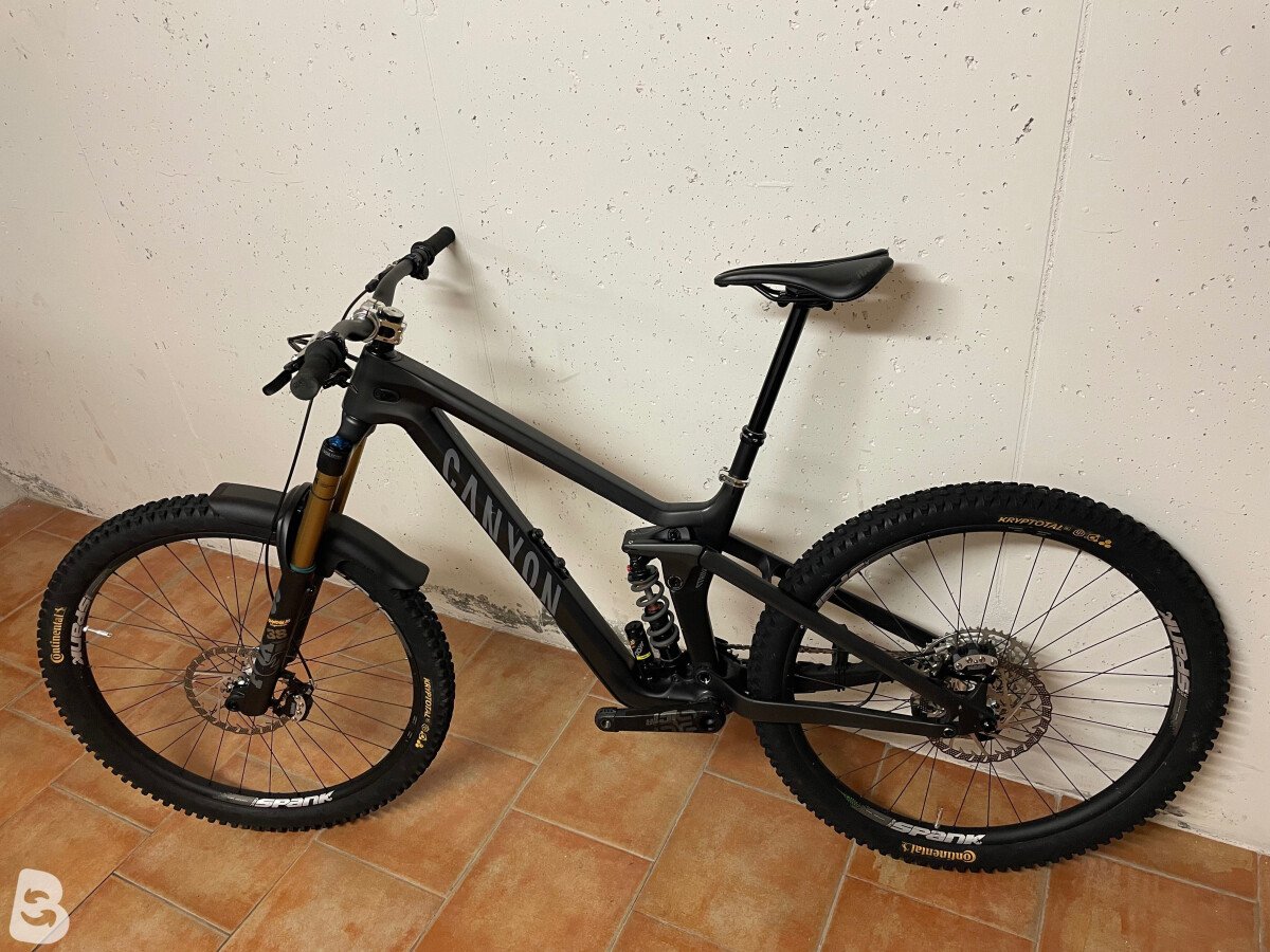 Canyon Strive CFR 2023