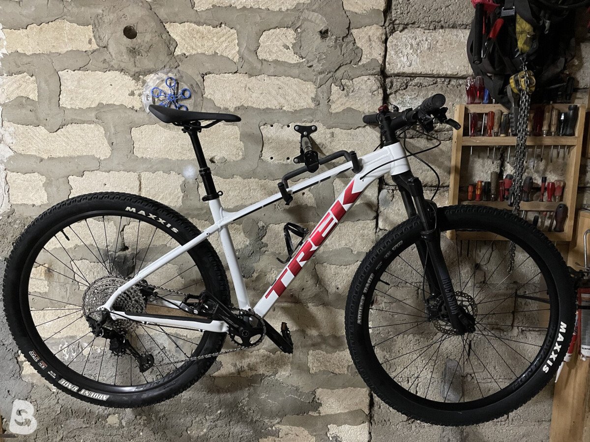 Trek X-Caliber 8 2022