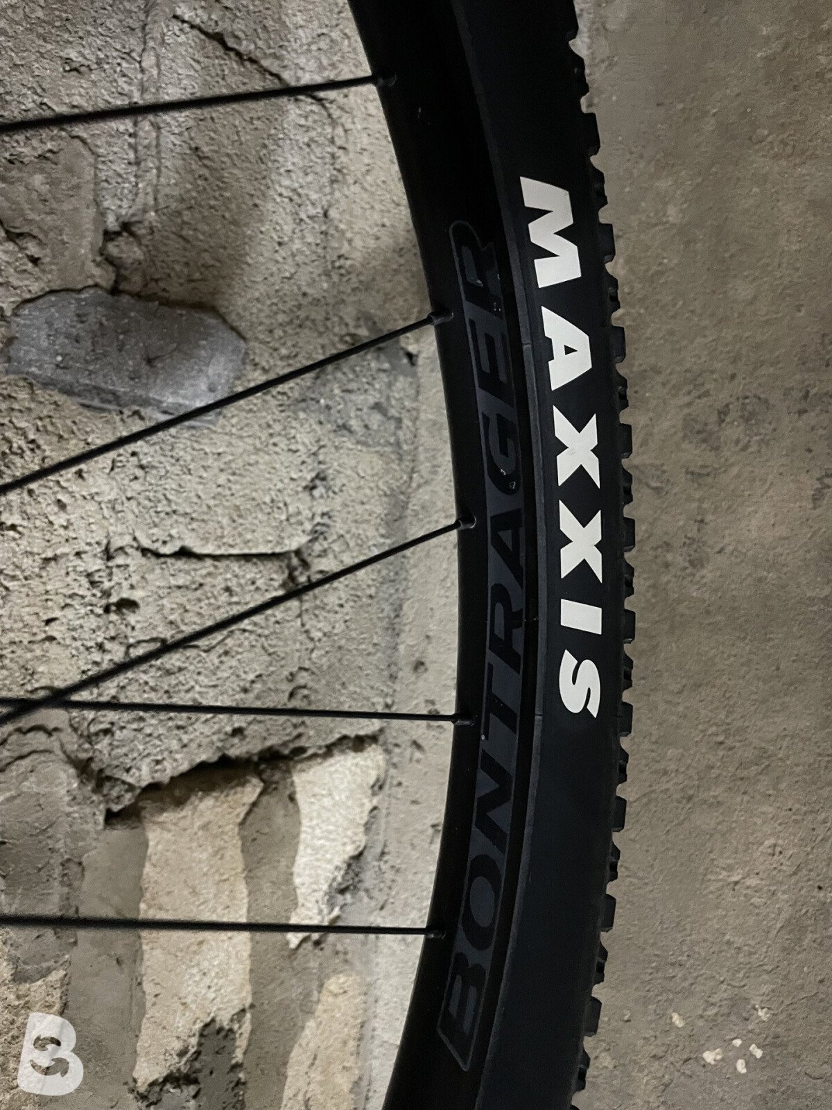 Trek X-Caliber 8 2022