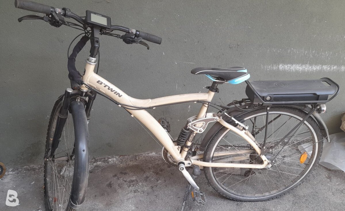 B'Twin 700 ebike 2018