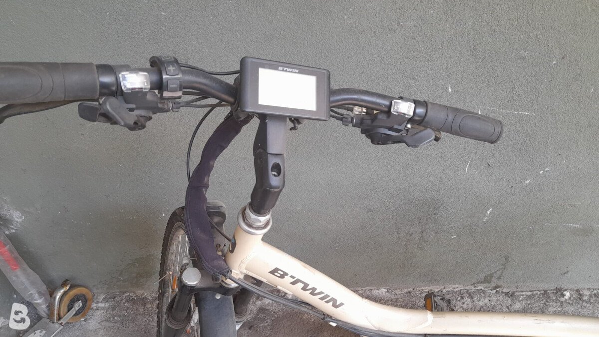 B'Twin 700 ebike 2018