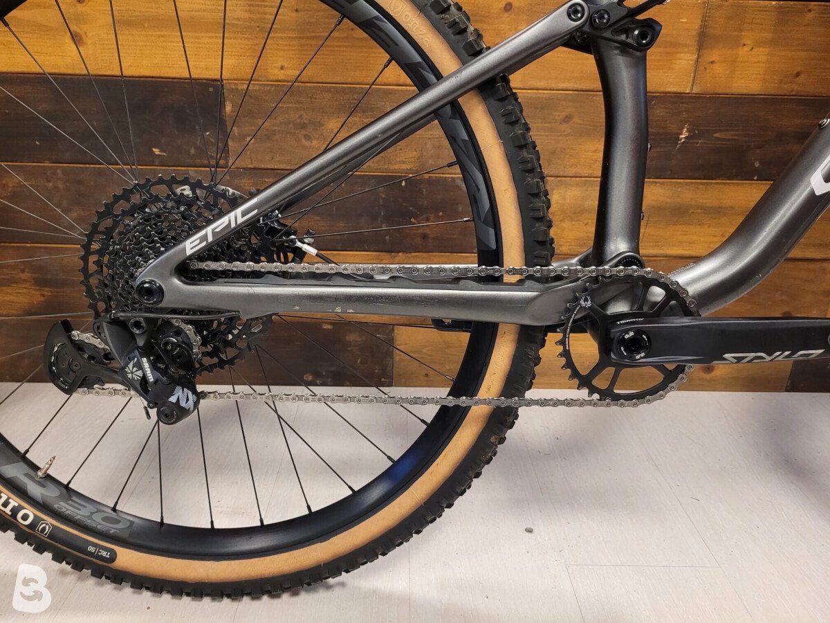 Specialized Epic EVO Expert Carbon 2022