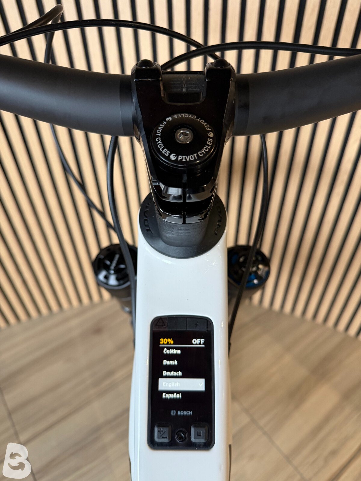 Pivot Shuttle LT Pro XO 2026