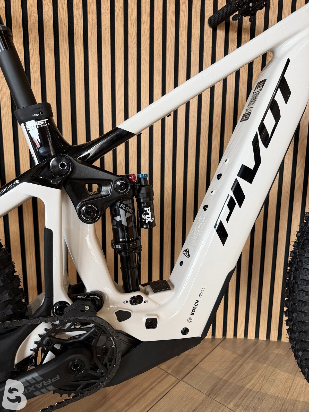 Pivot Shuttle LT Pro XO 2026