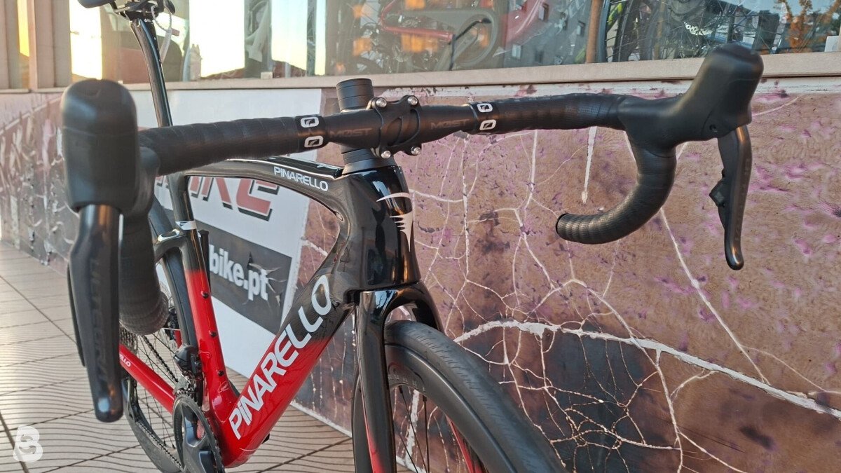 Pinarello F7 2025