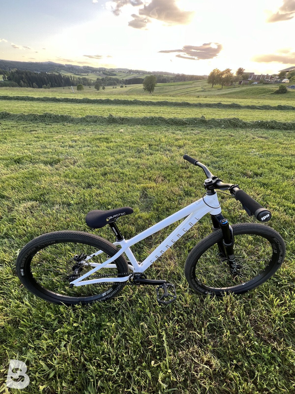 Commencal ABSOLUT 26 2025